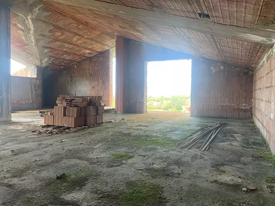 Immagine 41 di Villa in vendita  a Massarosa