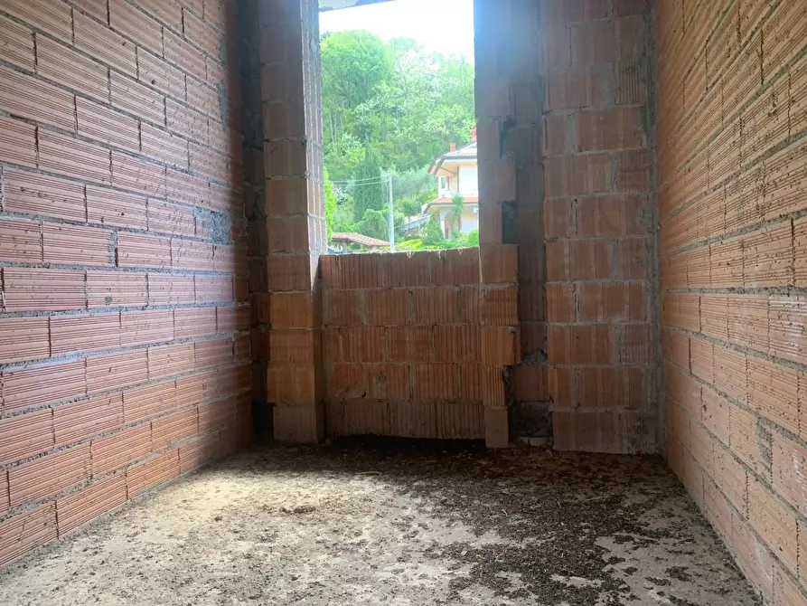 Immagine 43 di Villa in vendita  a Massarosa