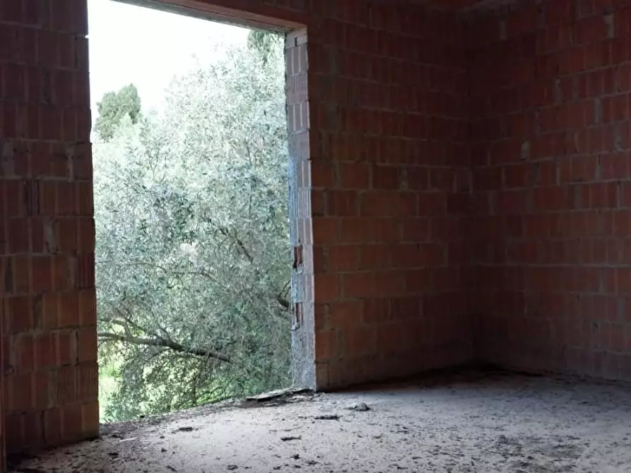 Immagine 57 di Villa in vendita  a Massarosa