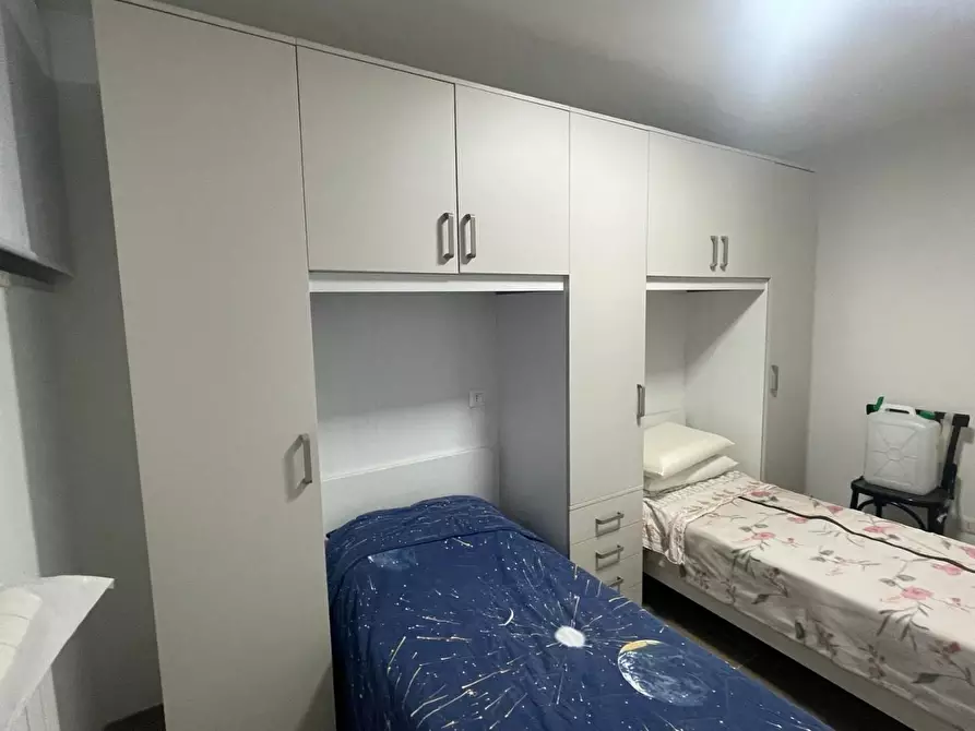 Immagine 23 di Appartamento in vendita  a Carrara