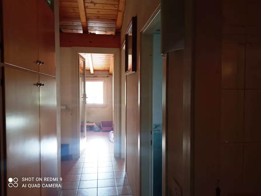 Immagine 3 di Appartamento in vendita  a Montignoso