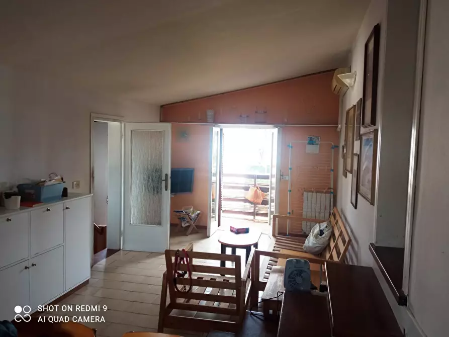 Immagine 8 di Appartamento in vendita  a Montignoso