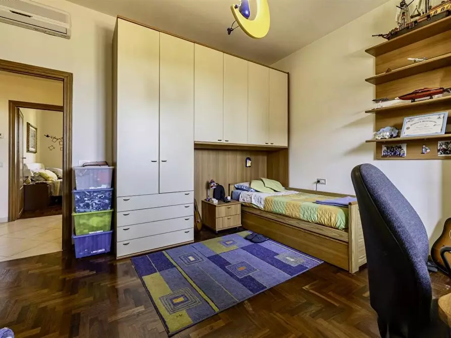 Immagine 51 di Villa in vendita  a Pisa