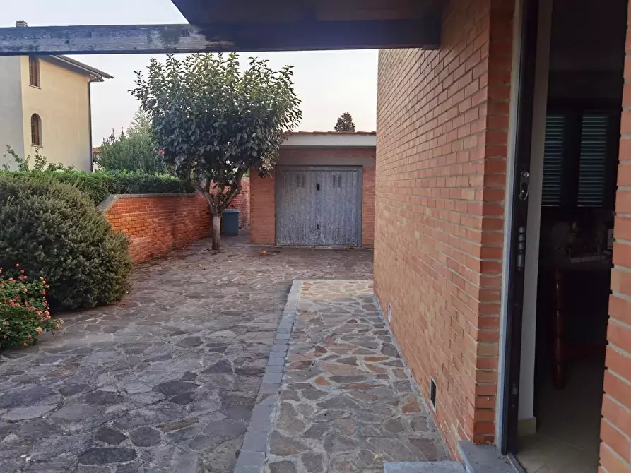 Immagine 32 di Villa in vendita  a Pisa