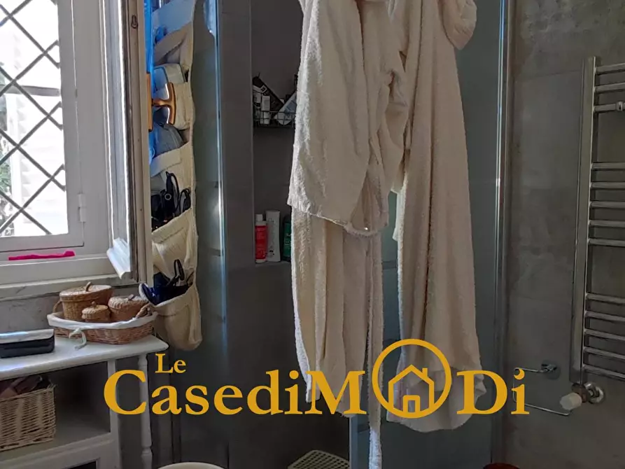 Immagine 26 di Appartamento in vendita  a Livorno