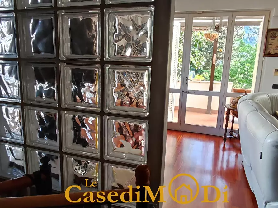 Immagine 10 di Appartamento in vendita  a Livorno