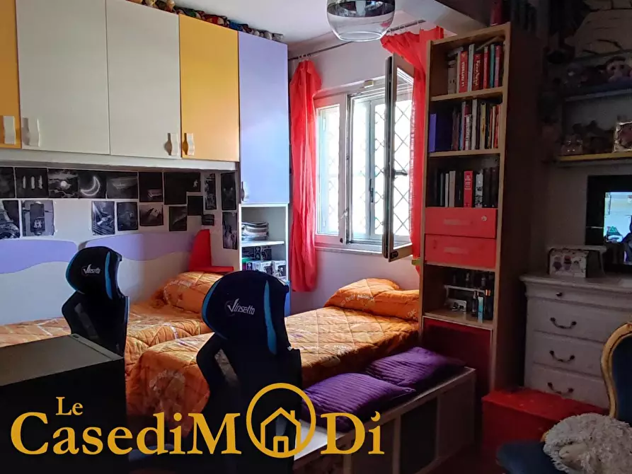 Immagine 17 di Appartamento in vendita  a Livorno