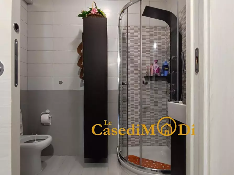 Immagine 23 di Appartamento in vendita  a Livorno