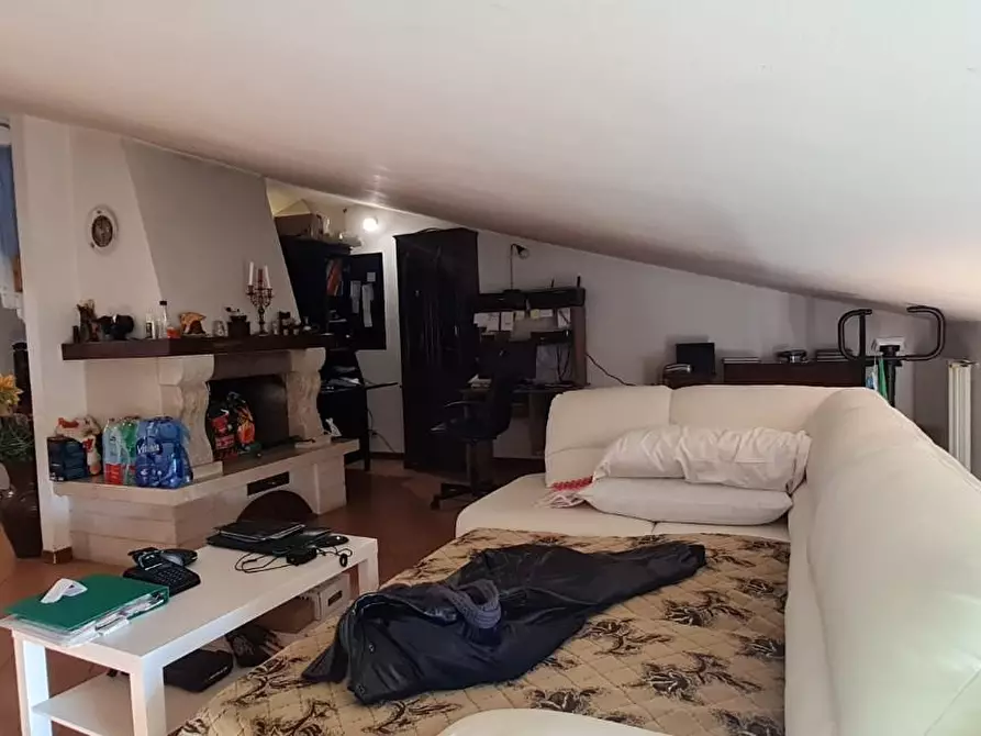 Immagine 2 di Appartamento in vendita  a Monteriggioni