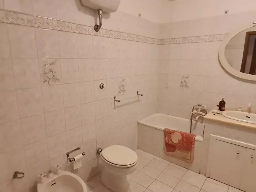 Immagine 28 di Appartamento in vendita  a Monteriggioni