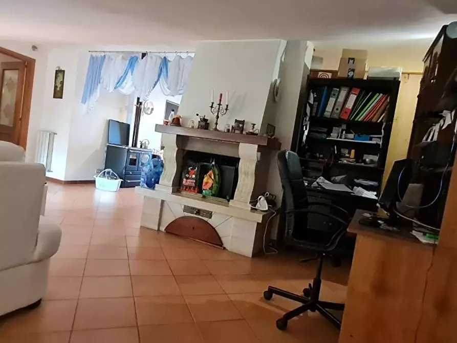 Immagine 4 di Appartamento in vendita  a Monteriggioni