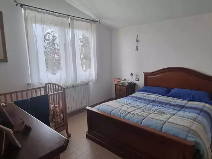 Immagine 15 di Villa in vendita  a Carrara