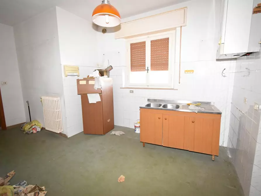 Immagine 15 di Appartamento in vendita  a San Giuliano Terme