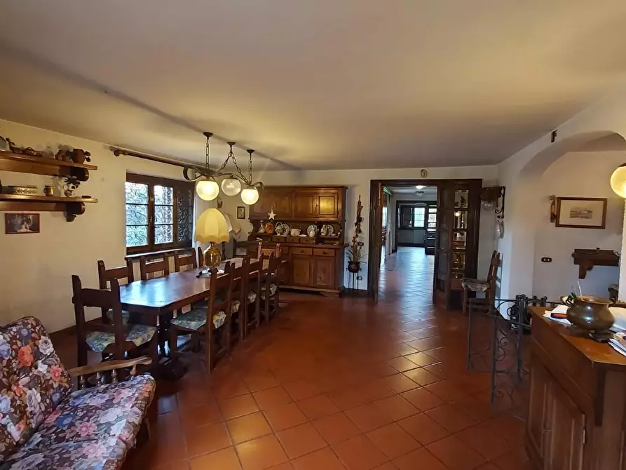 Immagine 28 di Villa in vendita  a Lucca