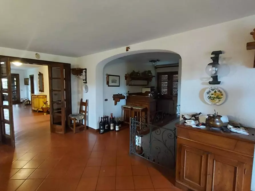 Immagine 29 di Villa in vendita  a Lucca
