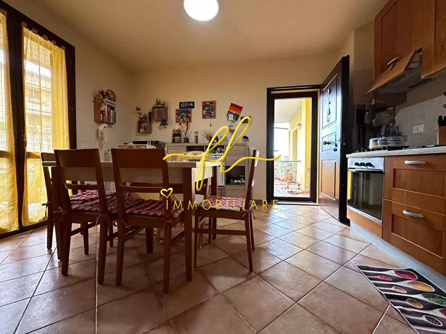 Immagine 2 di Appartamento in vendita  a Riparbella