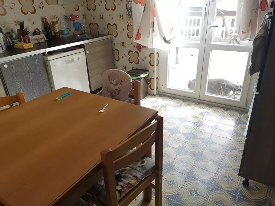 Immagine 10 di Appartamento in vendita  a Carrara