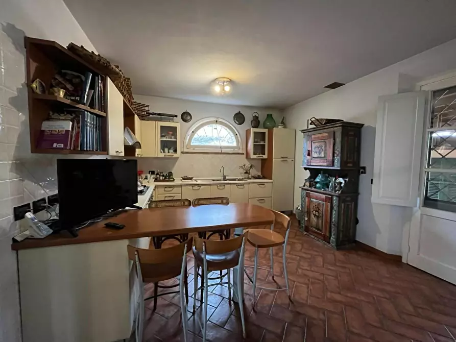 Immagine 8 di Villa in vendita  a Cecina
