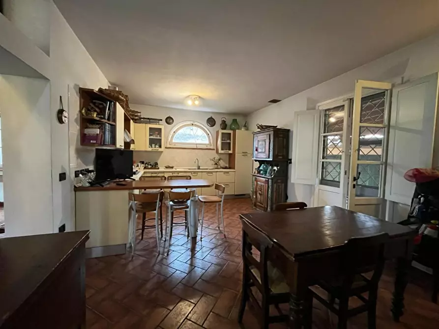 Immagine 7 di Villa in vendita  a Cecina