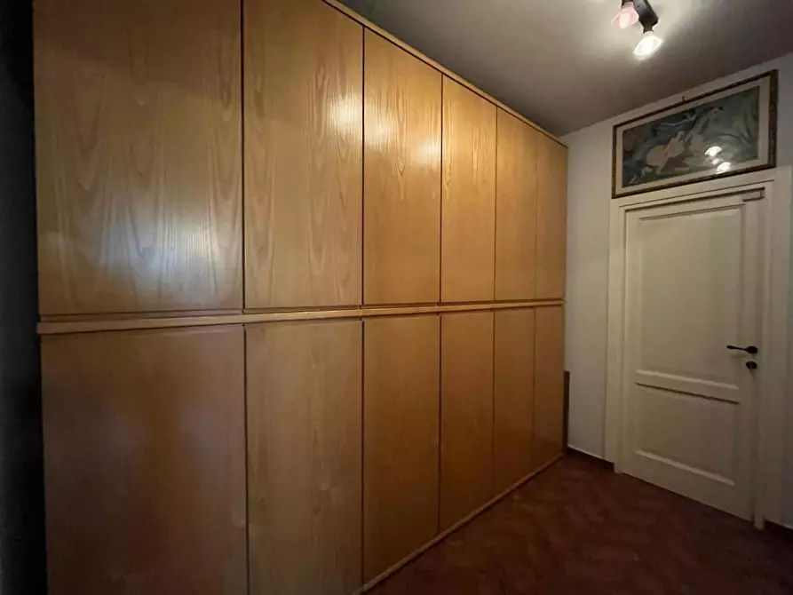 Immagine 17 di Villa in vendita  a Cecina