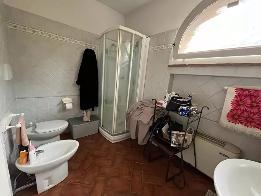 Immagine 23 di Villa in vendita  a Cecina