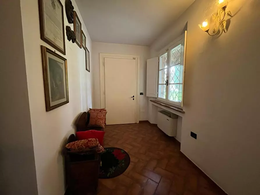 Immagine 15 di Villa in vendita  a Cecina