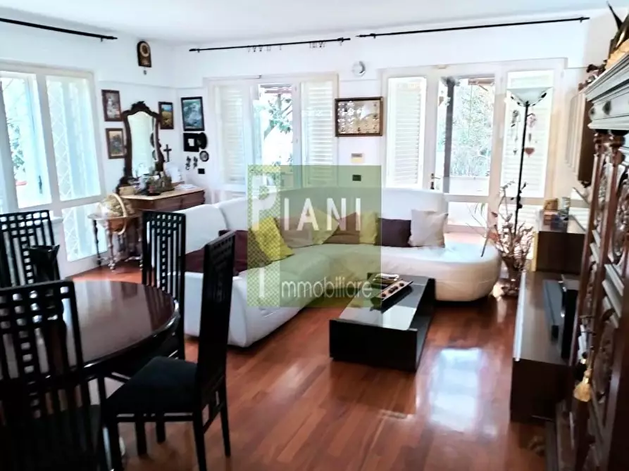 Immagine 1 di Appartamento in vendita  a Livorno