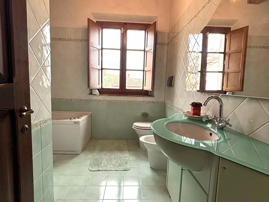 Immagine 59 di Villa in vendita  a Cerreto Guidi