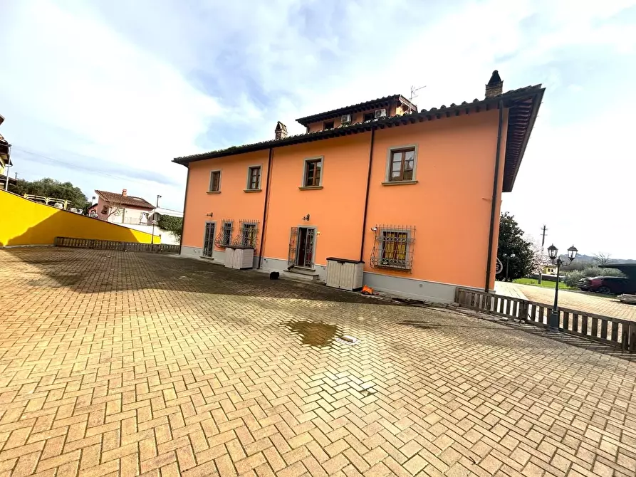 Immagine 32 di Villa in vendita  a Cerreto Guidi