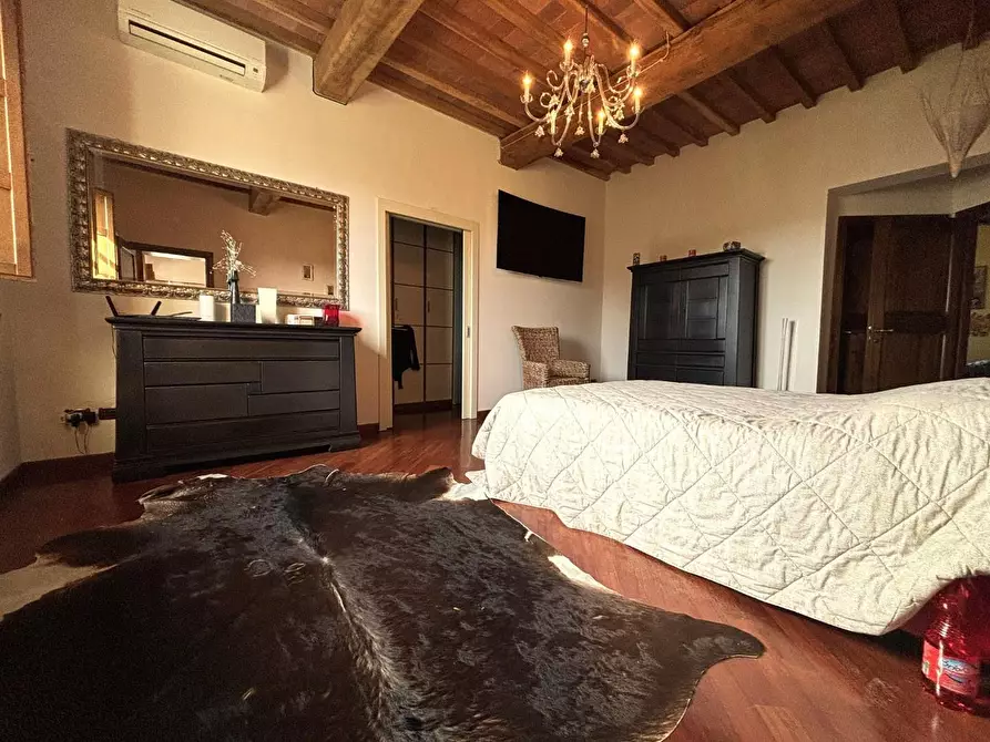 Immagine 33 di Villa in vendita  a Cerreto Guidi