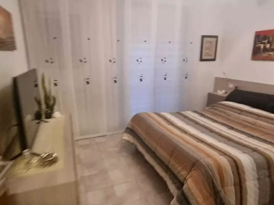 Immagine 9 di Villetta a schiera in vendita  a Carrara