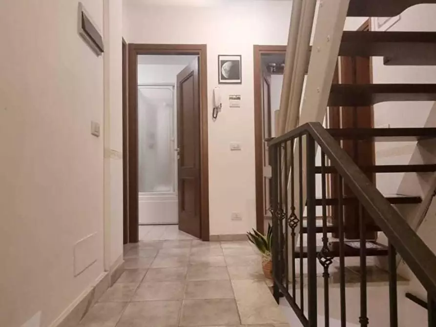 Immagine 24 di Villetta a schiera in vendita  a Carrara