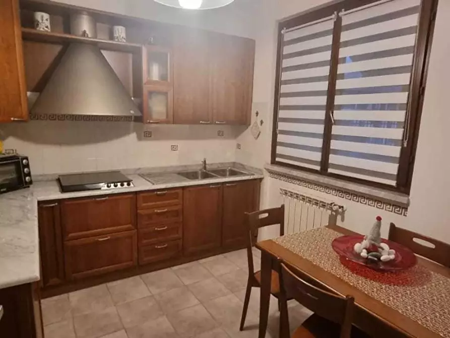 Immagine 2 di Villetta a schiera in vendita  a Carrara