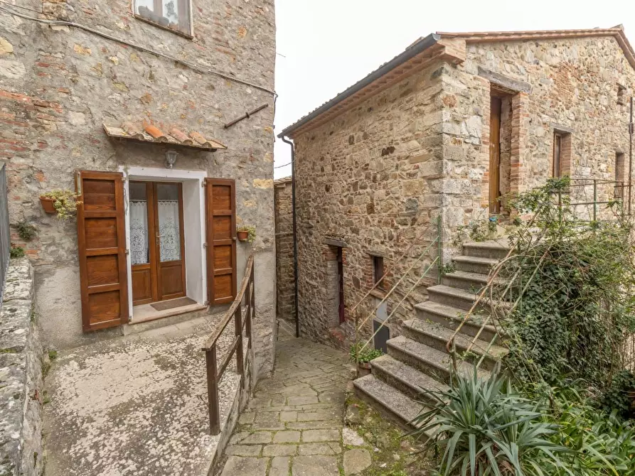 Immagine 11 di Appartamento in vendita  a Castelnuovo Val Di Cecina