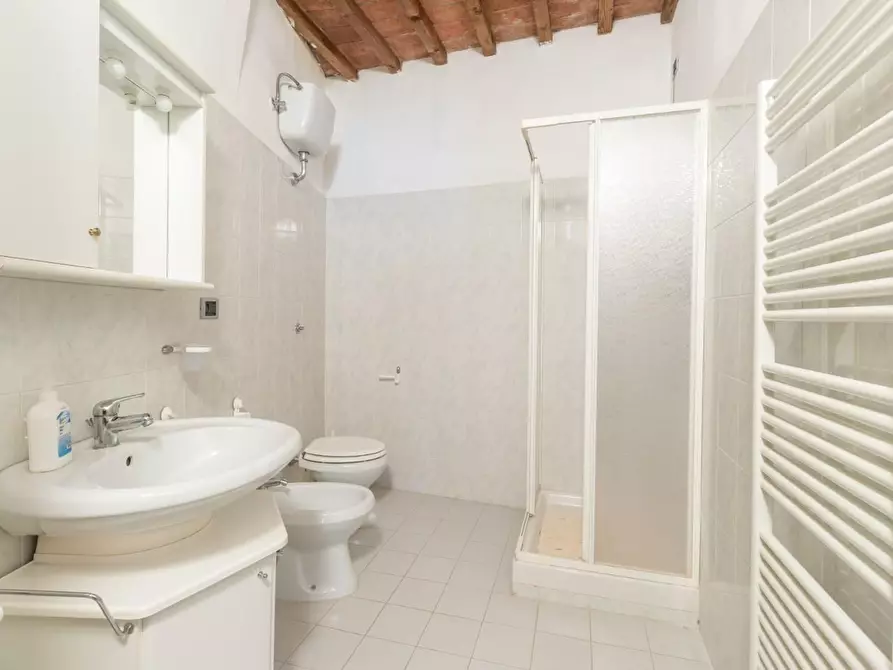 Immagine 5 di Appartamento in vendita  a Castelnuovo Val Di Cecina