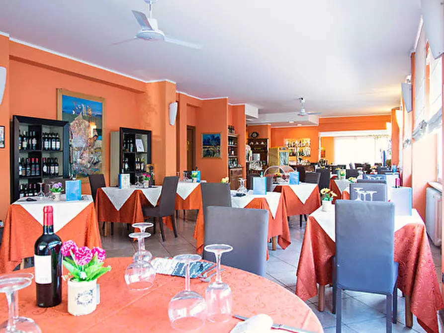 Immagine 2 di Albergo/B&B/Residence in vendita  a Altopascio