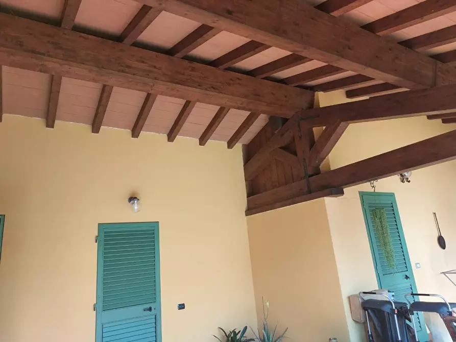 Immagine 12 di Casa semindipendente in vendita  a Castelnuovo Magra