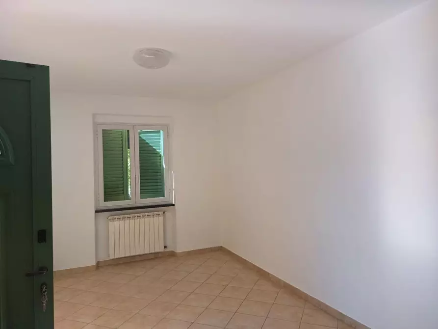 Immagine 5 di Casa semindipendente in vendita  a Castelnuovo Magra