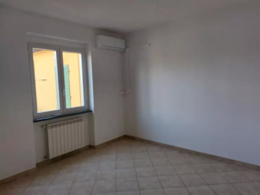 Immagine 4 di Casa semindipendente in vendita  a Castelnuovo Magra