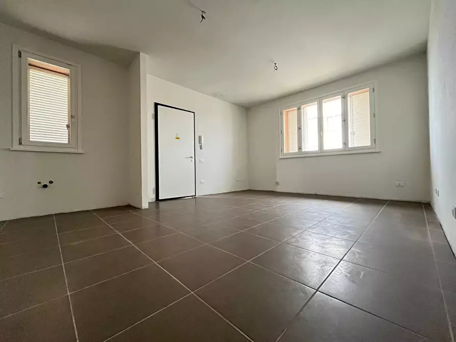 Immagine 5 di Appartamento in vendita  a Pontedera