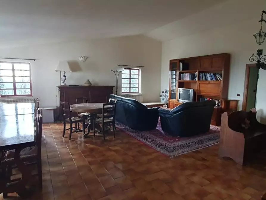 Immagine 30 di Villa in vendita  a Pescia