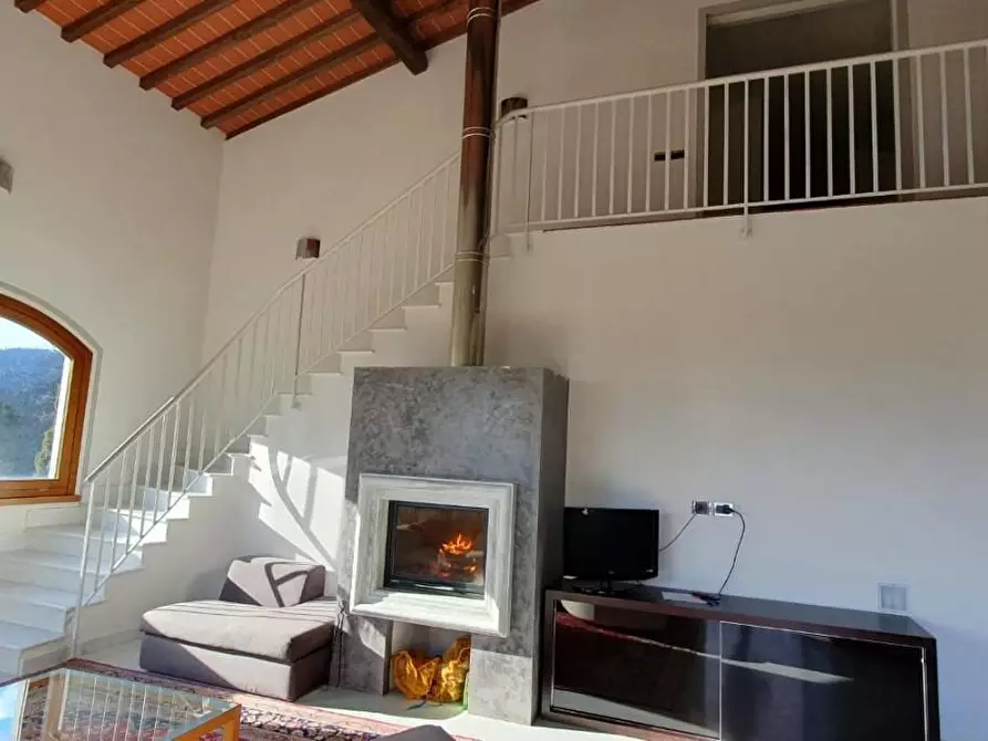 Immagine 52 di Villa in vendita  a Pescia