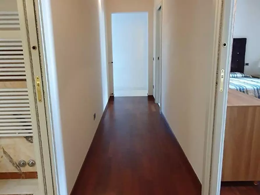 Immagine 40 di Villa in vendita  a Pescia