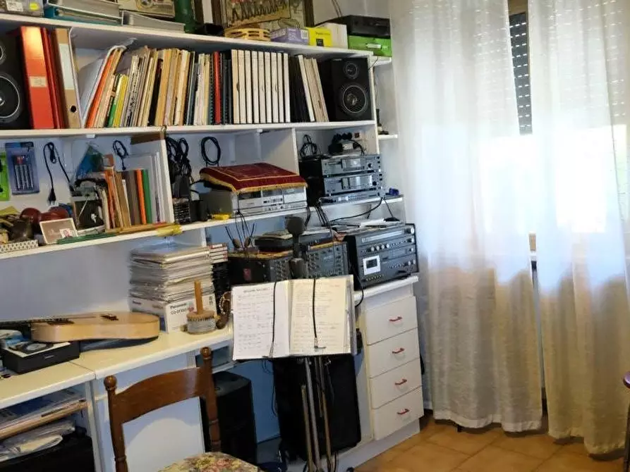 Immagine 9 di Casa indipendente in vendita  a Lucca