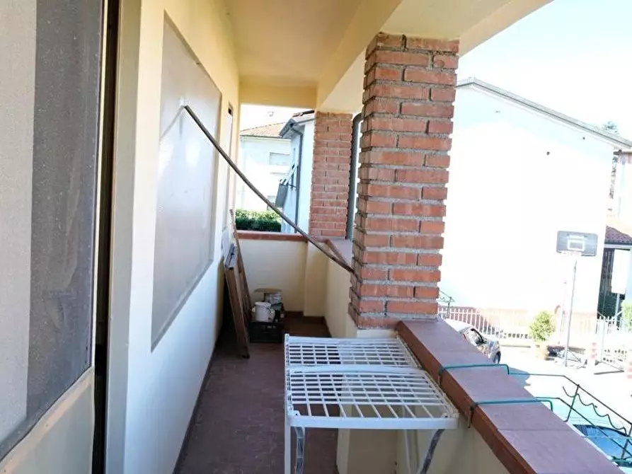 Immagine 21 di Casa indipendente in vendita  a Lucca