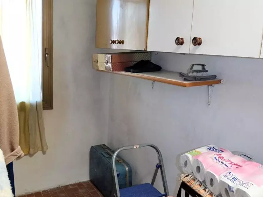 Immagine 24 di Casa indipendente in vendita  a Lucca