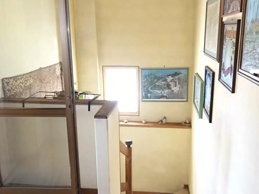 Immagine 12 di Casa indipendente in vendita  a Lucca