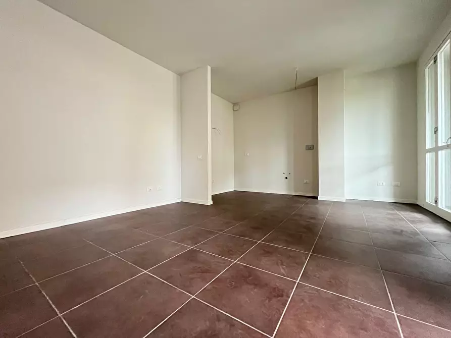 Immagine 11 di Appartamento in vendita  a Pontedera