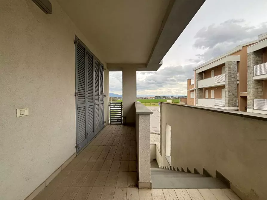 Immagine 22 di Appartamento in vendita  a Pontedera