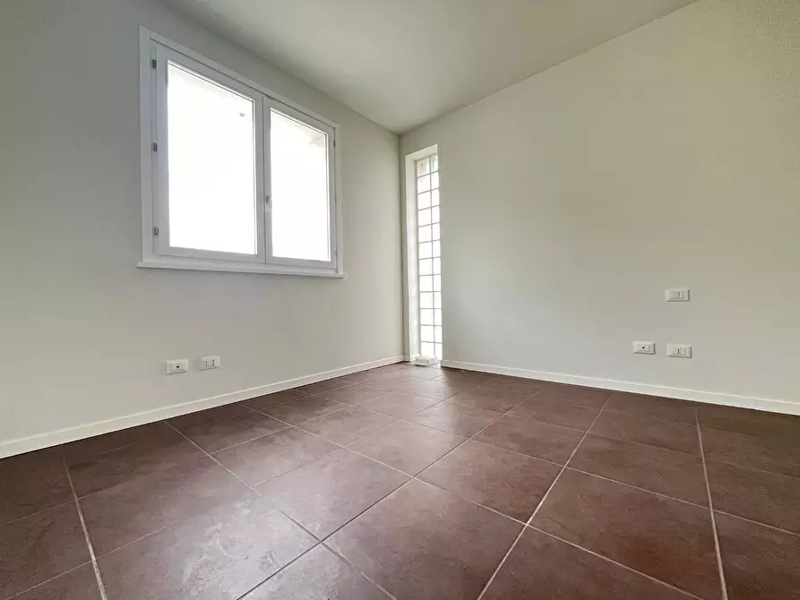 Immagine 18 di Appartamento in vendita  a Pontedera